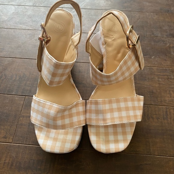 Urban outfitters Rachel Gingham strappy platform heels - Picture 12 of 14